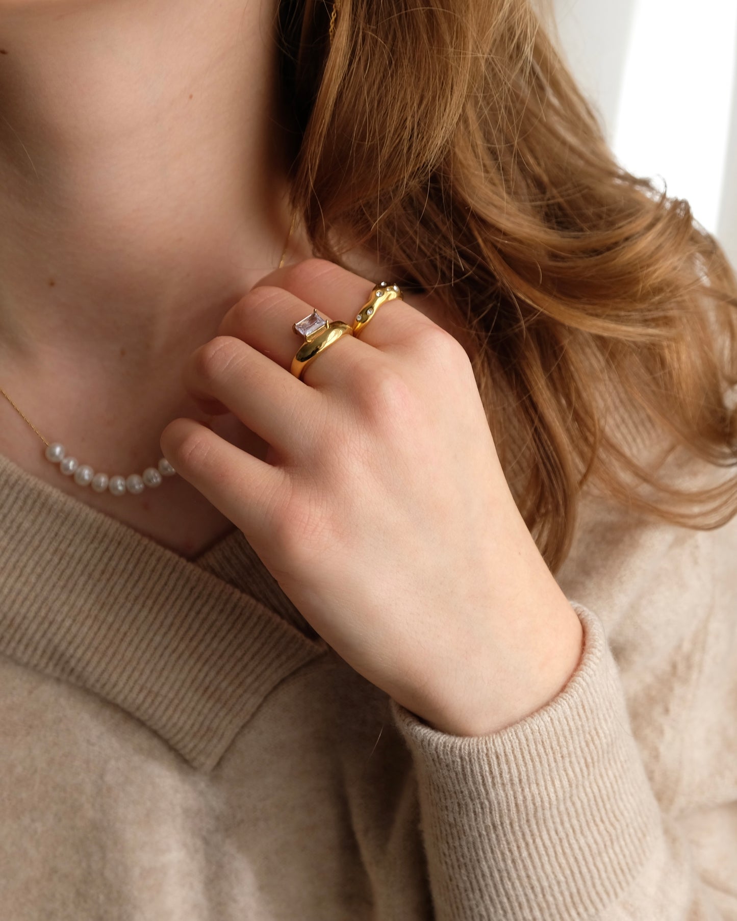 Organic Ring with Crystals